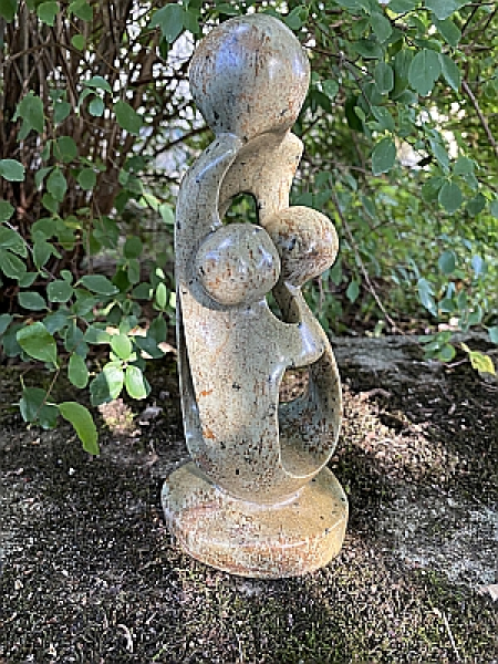 Shona Skulptur "Familie" aus Serpentin